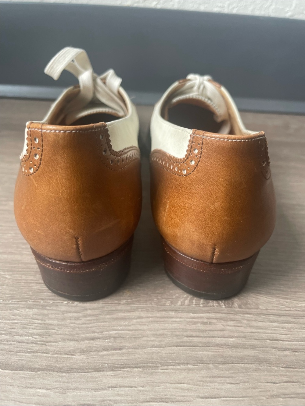 Vintage Ralph Lauren Two-Tone Brown and Cream Wingtip Oxfords 6.5 Shoes - Picture 14 of 16